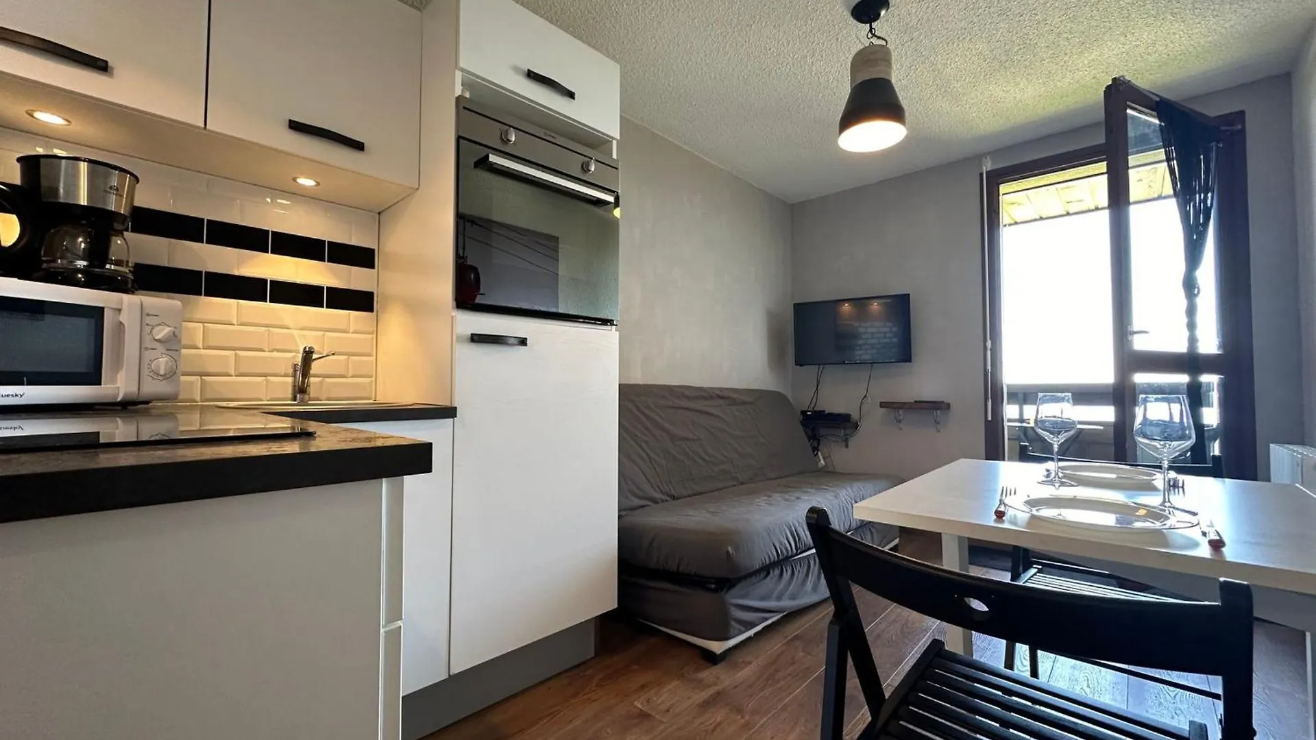 Studio Aux Pieds Des Pistes, Balcon, Equipements Modernes A Samoens 1600 - Fr-1-624-53